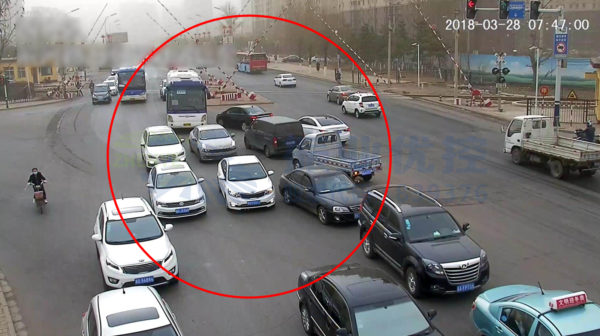 圖7 東進口直行與西進口左轉(zhuǎn)車輛沖突