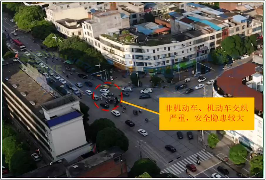 圖4 東出口車流交織