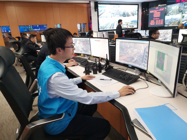 圖3 工程師進(jìn)行后臺調(diào)優(yōu)