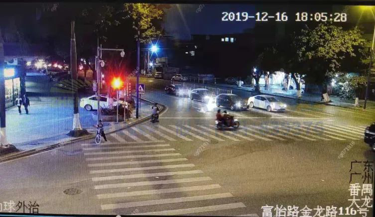 圖17 晚高峰南進(jìn)口車流排隊較短（優(yōu)化后）