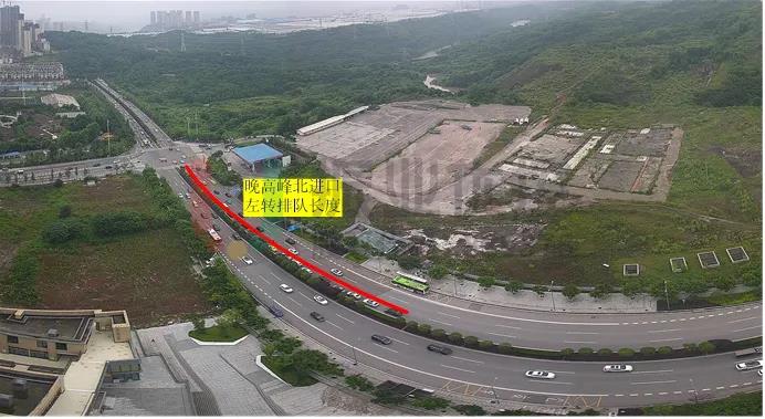 圖5 路口南進(jìn)口左轉(zhuǎn)排隊(duì)及直行空放情況