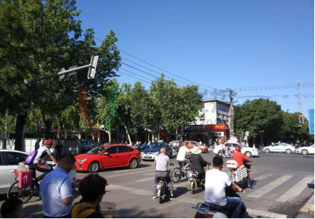 圖5 非機(jī)動車提前進(jìn)入路口