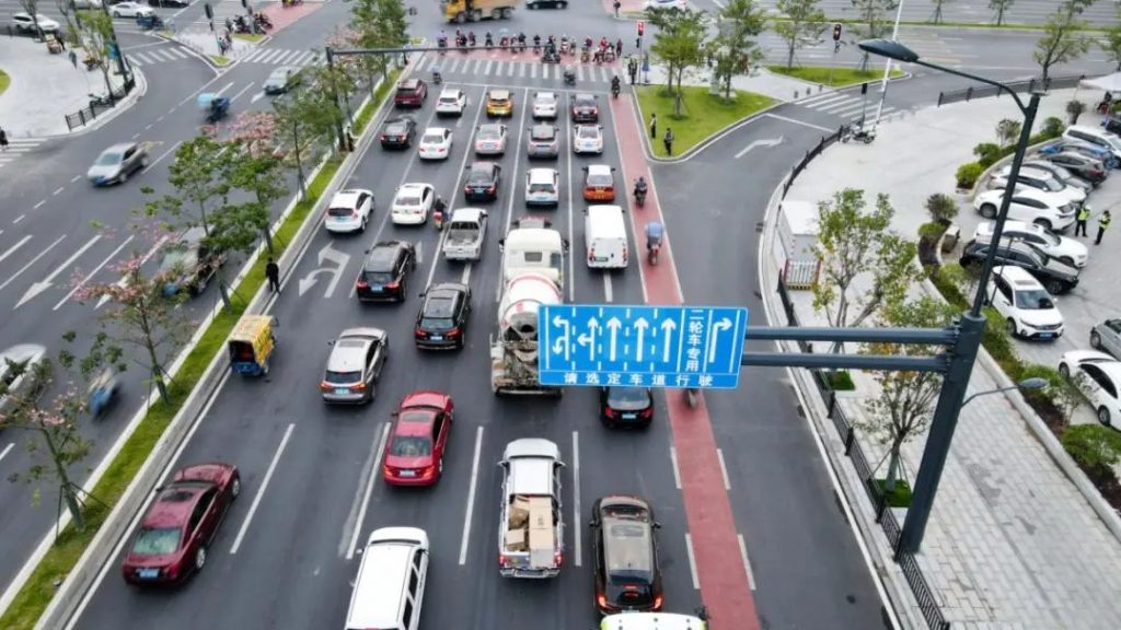 愛民大道二輪車專用道