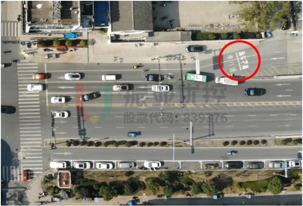 圖12 輔路禁左轉(zhuǎn)、禁止掉頭（優(yōu)化后）